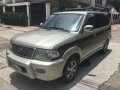 Selling 2nd Hand Toyota Revo 2002 in Manila-10