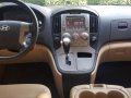 Used Hyundai Grand Starex 2015 for sale in Mandaluyong-5