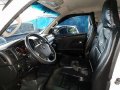 Sell White 2016 Toyota Hiace at 32000 km -2