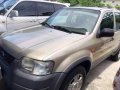 Selling Ford Escape 2004 Manual Gasoline in Quezon City-8