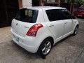 Sell Pearlwhite 2007 Suzuki Swift at 94000 km -9