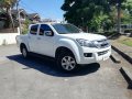 Sell 2nd Hand 2015 Isuzu D-Max in Santa Rosa-2