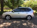 2nd Hand Kia Carens 2011 for sale in Las Piñas-4