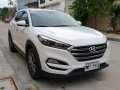 Sell White 2016 Hyundai Tucson Automatic Diesel at 28000 km -6