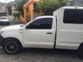 Selling 2nd Hand Toyota Hilux 2014 in Quezon City-1