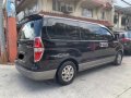 2nd Hand Hyundai Starex 2009 for sale in Manila-9