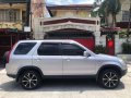 Selling 2nd Hand Honda Cr-V 2003 in Caloocan-1