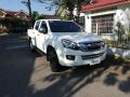 Sell 2nd Hand 2015 Isuzu D-Max in Santa Rosa-2