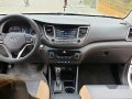 Sell White 2016 Hyundai Tucson Automatic Diesel at 28000 km -0