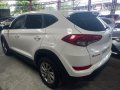 Selling White Hyundai Tucson 2016 in Quezon City-2
