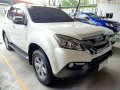 Sell 2nd Hand 2016 Isuzu Mu-X at 60000 km in Pasig-2