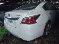 Selling White Nissan Altima 2015 at 16000 km in Makati-1