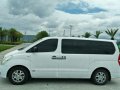 Selling Hyundai Grand starex 2006 Automatic Diesel in Talisay-9