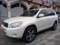 Sell 2nd Hand 2006 Toyota Rav4 Automatic Gasoline in Manila-10