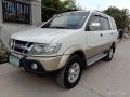 Selling 2nd Hand Isuzu Crosswind 2012 in Batangas City-1