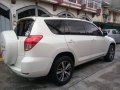 Sell 2nd Hand 2006 Toyota Rav4 Automatic Gasoline in Manila-6