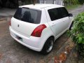 White Suzuki Swift 2007 for sale Automatic-1