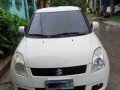 White Suzuki Swift 2007 for sale Automatic-3