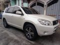 Sell 2nd Hand 2006 Toyota Rav4 Automatic Gasoline in Manila-7