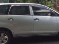 2nd Hand Toyota Innova 2006 Automatic Diesel for sale in Quezon City-1