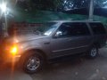 2nd Hand Ford Expedition 2001 Automatic Gasoline for sale in Talisay-0