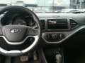 2nd Hand Kia Picanto 2014 at 32000 km for sale-3