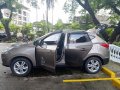 2nd Hand Hyundai Tucson 2010 Manual Gasoline for sale in Quezon City-5
