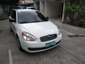 White Hyundai Accent 2010 at 150000 km for sale-0