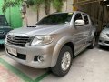 Selling Toyota Hilux 2014 Automatic Diesel in Quezon City-2