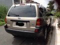 Selling 2nd Hand Ford Escape 2003 at 83868 km in Las Piñas-5