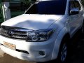 Selling Toyota Fortuner 2010 Automatic Diesel in Lipa-0