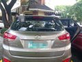 2nd Hand Hyundai Tucson 2010 Manual Gasoline for sale in Quezon City-7