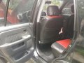 Selling 2nd Hand Honda Cr-V 2004 in Meycauayan-1