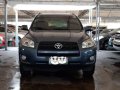 2nd Hand Toyota Rav4 2010 for sale in Manila-9