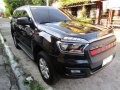 2nd Hand Ford Everest 2015 Manual Diesel for sale in Lucena-1