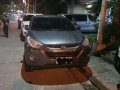 Gray Hyundai Tucson 2010 Automatic Diesel for sale in Quezon City-2