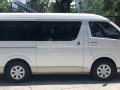 2nd Hand Toyota Hiace 2016 Automatic Diesel for sale in Pasig-3