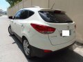 Sell 2nd Hand 2013 Hyundai Tucson at 40000 km in Quezon City-4