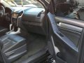 Selling Black Isuzu Mu-X 2016 in Cainta-5