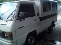 Selling White Mitsubishi L300 1996 Van in Quezon City -0