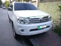 Selling 2nd Hand Toyota Fortuner 2009 in Manila-6
