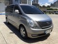 Selling 2nd Hand Hyundai Grand Starex 2015 Automatic Diesel at 32000 km in Pasig-2