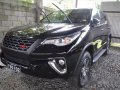 Sell Black 2016 Toyota Fortuner Automatic Diesel at 5800 km -2