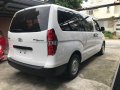 Selling 2nd Hand Hyundai Starex 2016 Manual Gasoline at 25000 km in Parañaque-4