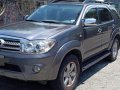 2009 Toyota Fortuner for sale in Manila-0