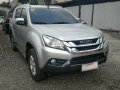 2nd Hand Isuzu Mu-X 2017 Manual Diesel for sale in Cainta-9