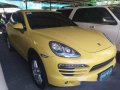 Yellow Porsche Cayenne 2012 at 14000 km for sale-6
