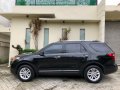 Selling Ford Explorer 2013 at 48000 km in Quezon City-7