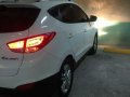 2011 Hyundai Tucson for sale in Manila-8