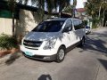 Selling Hyundai Grand Starex 2013 Automatic Diesel in Quezon City-9